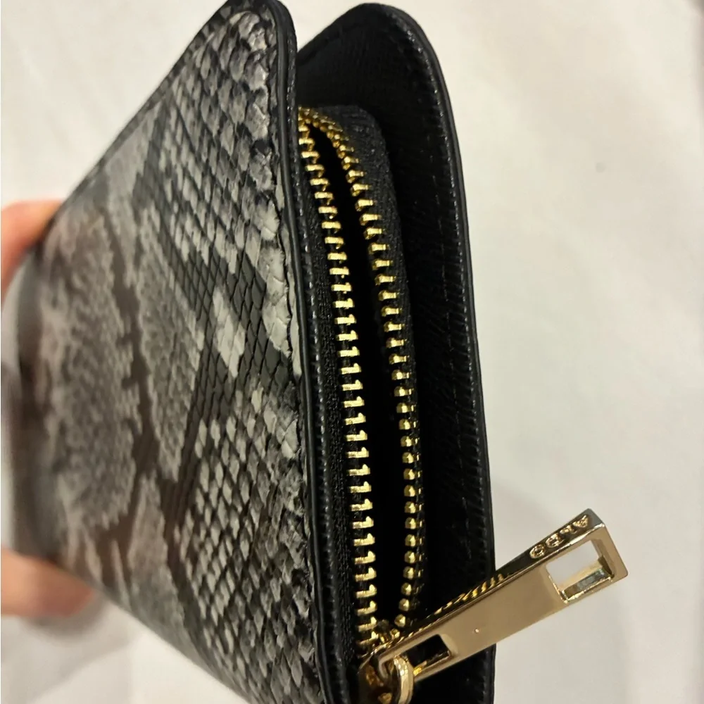ALDO Black & Gray Snake-Print Zip-Around Wallet - Picture 7 of 8